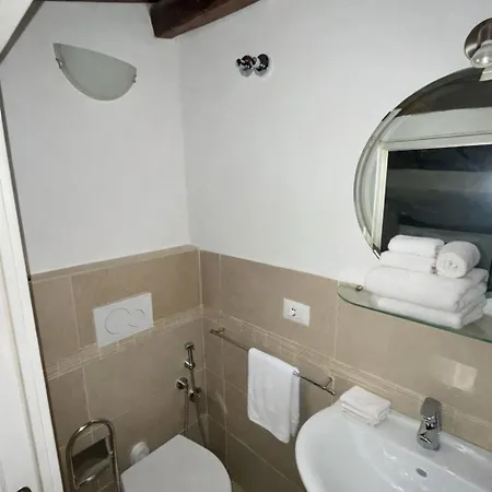 Trilussa House Apartment Rome